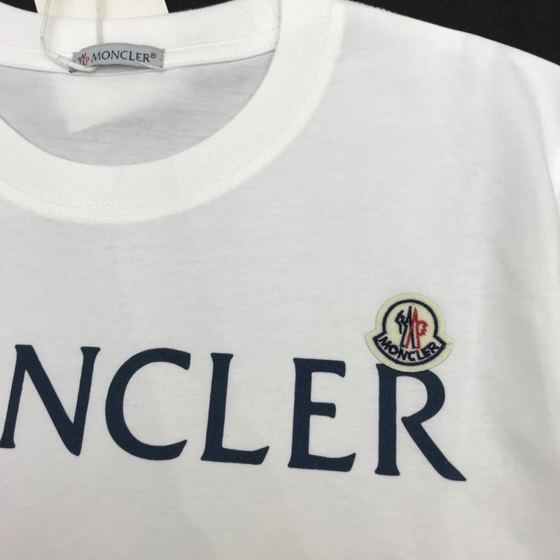 Elegant Moncler T-Shirts 139731