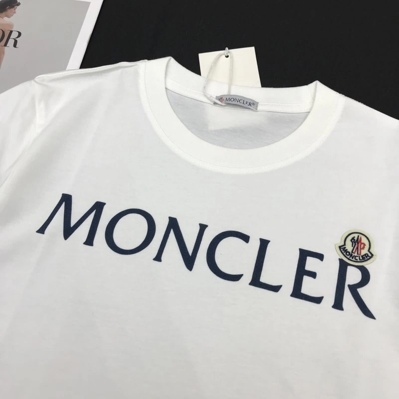 Elegant Moncler T-Shirts 139731