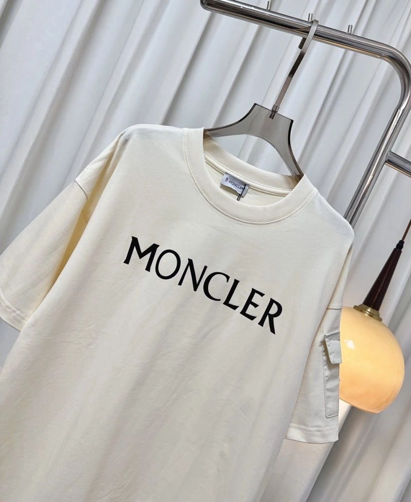 GoodFit Moncler T-Shirts 139726