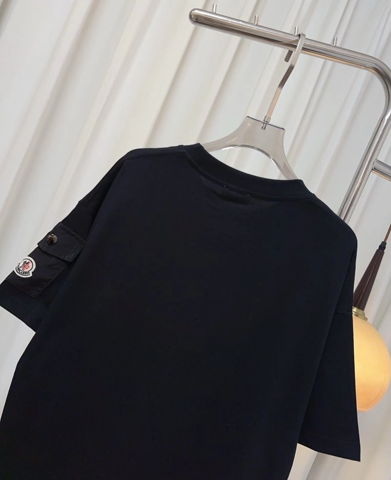 Minimalist Moncler T-Shirts 139727