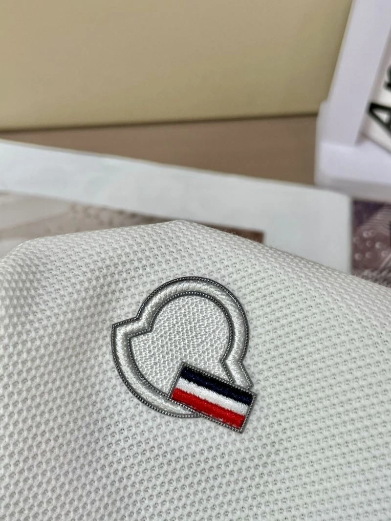 Moncler T-Shirts Flexible 140591