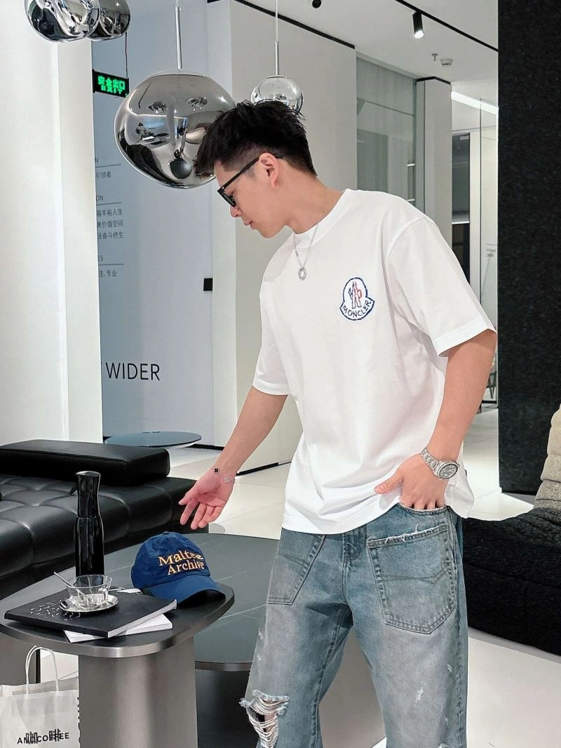 Moncler T-Shirts Affordable 140583