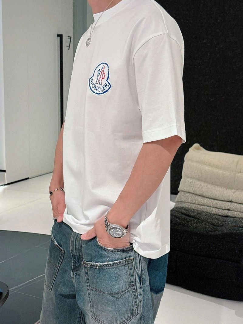 Moncler T-Shirts Affordable 140583