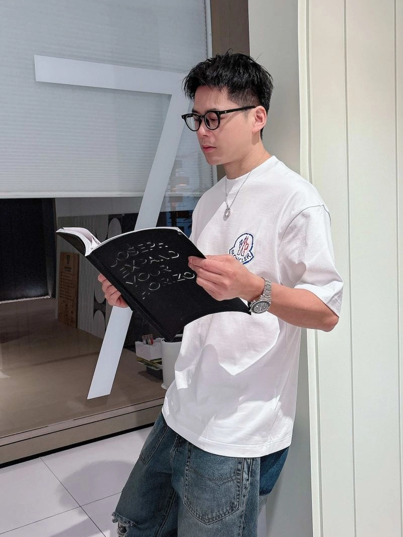 Moncler T-Shirts Affordable 140583