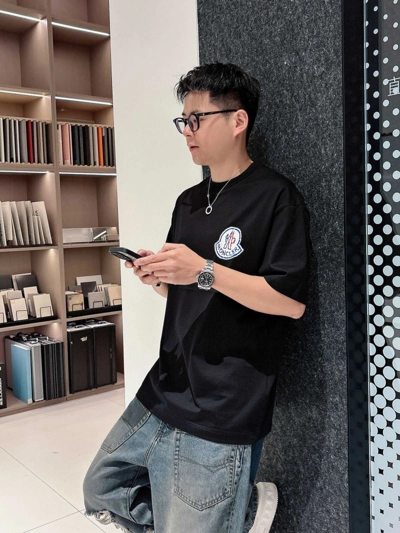 Moncler T-Shirts SoftTouch 140589