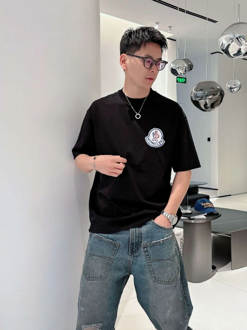 Moncler T-Shirts SoftTouch 140589