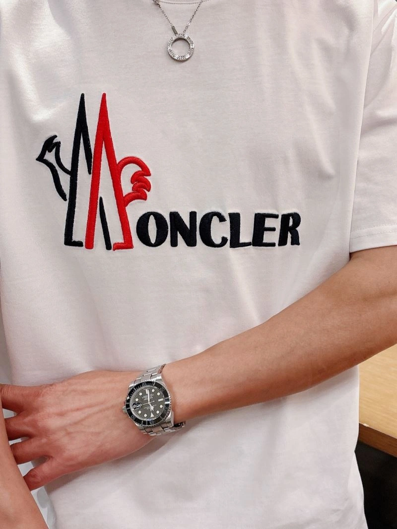 Moncler T-Shirts ComfortFit 140577