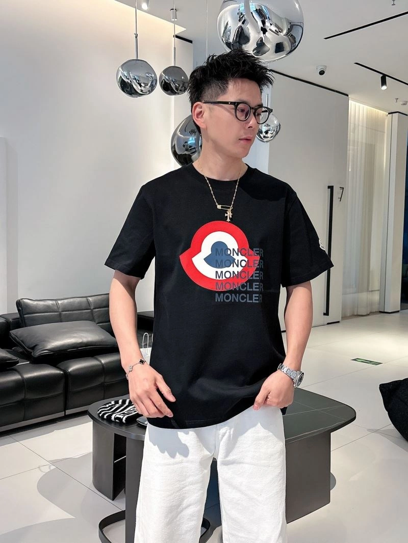 Moncler T-Shirts Durable 140576