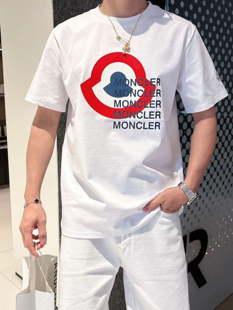 Moncler T-Shirts Packable 140582