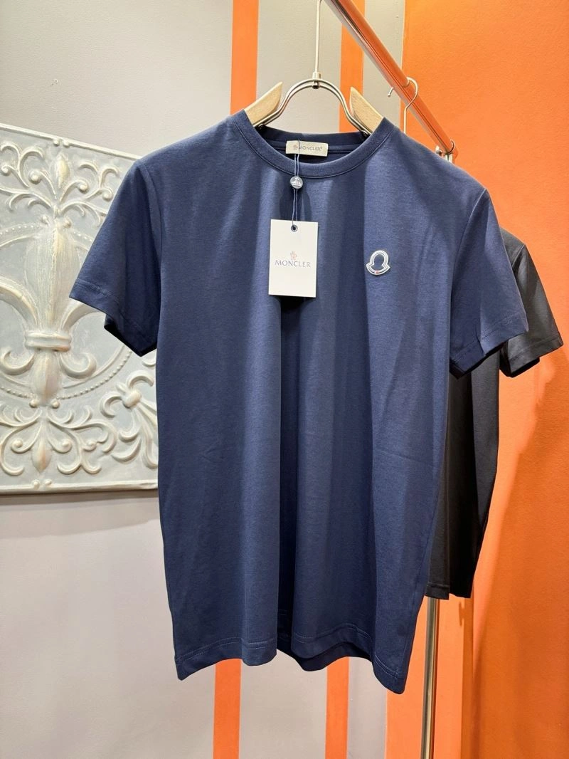 Moncler T-Shirts Bright 140574