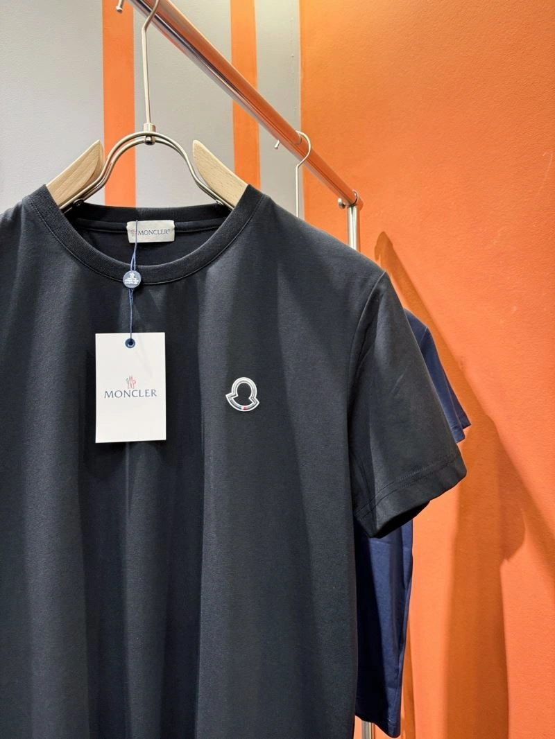 Moncler T-Shirts OdorResistant 140573