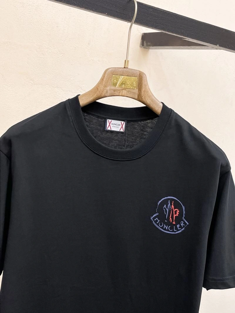 Moncler T-Shirts WellDesigned 140575