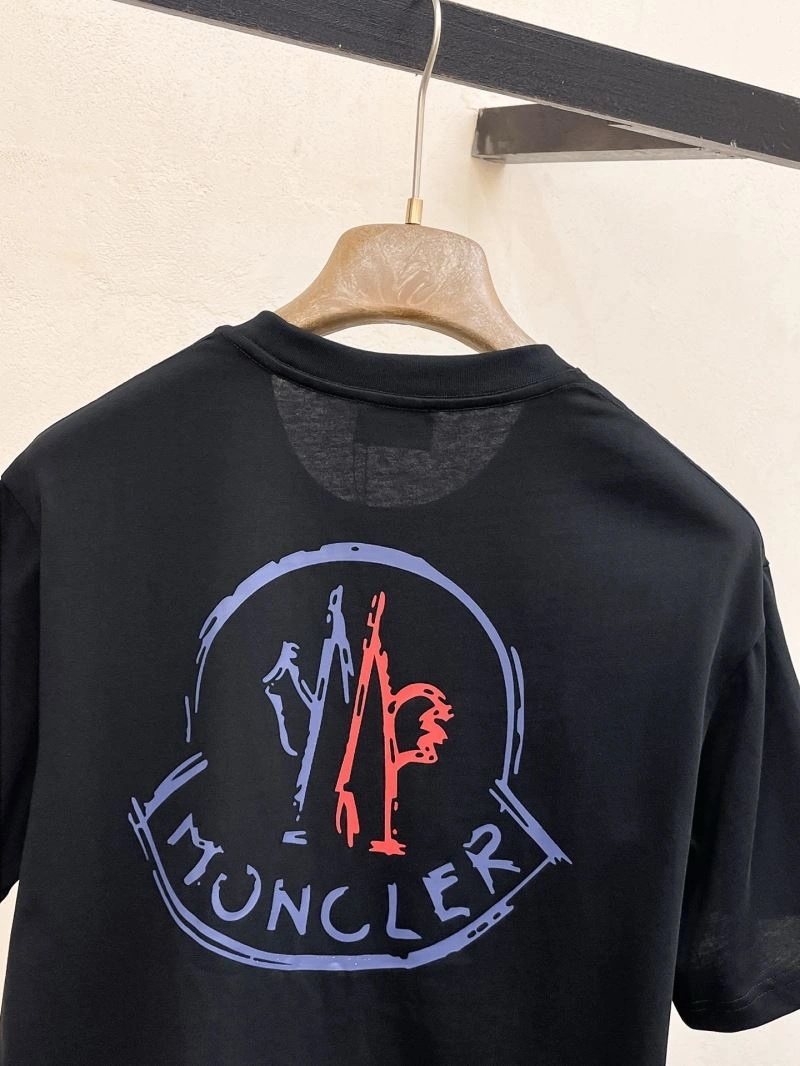 Moncler T-Shirts WellDesigned 140575