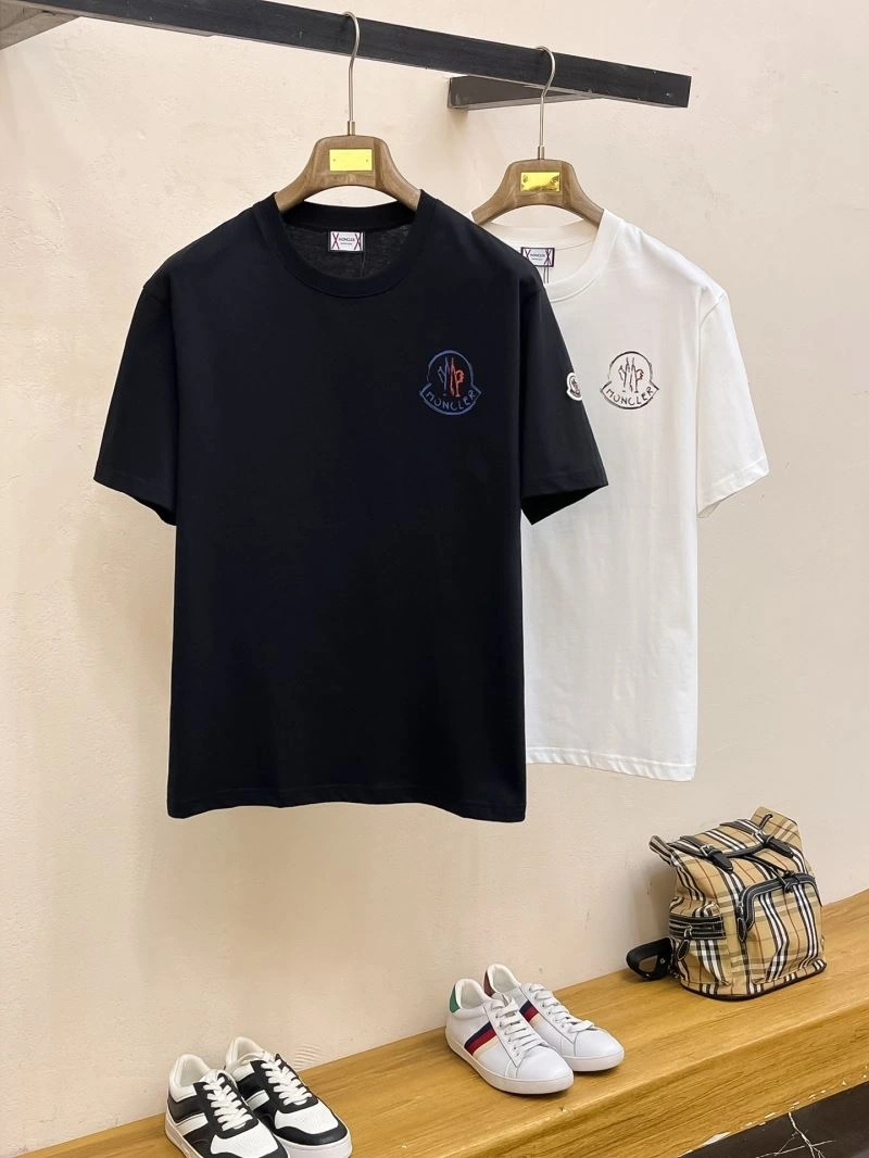 Moncler T-Shirts WellDesigned 140575