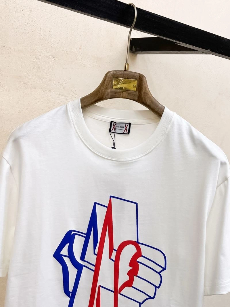 UrbanChic Moncler T-Shirts 140571