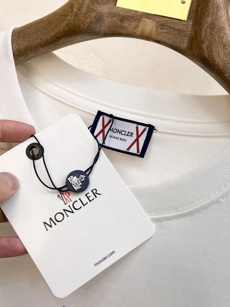 UrbanChic Moncler T-Shirts 140571