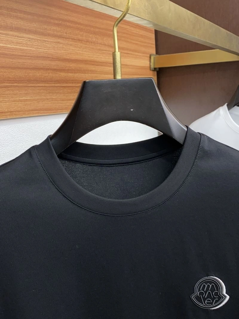 Moncler T-Shirts Youthful 140561