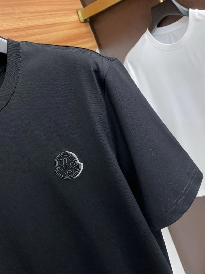 Moncler T-Shirts Youthful 140561