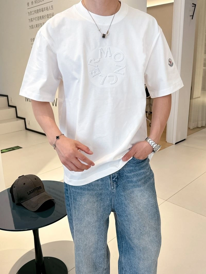 Moncler T-Shirts Classic 140562