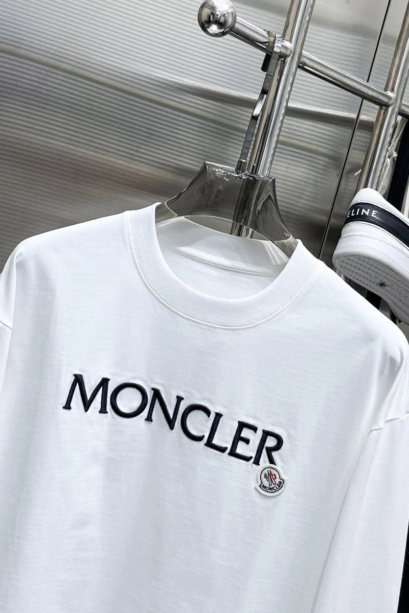 Moncler T-Shirts Supportive 140553