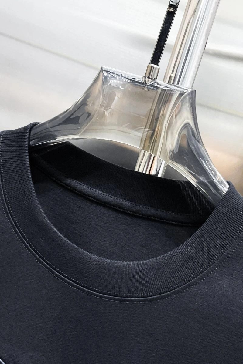 Moncler T-Shirts Timeless 140547