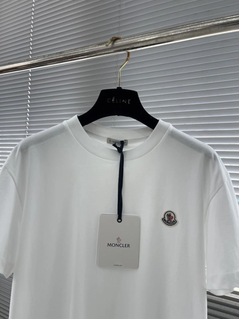 Seasonal Moncler T-Shirts 140568