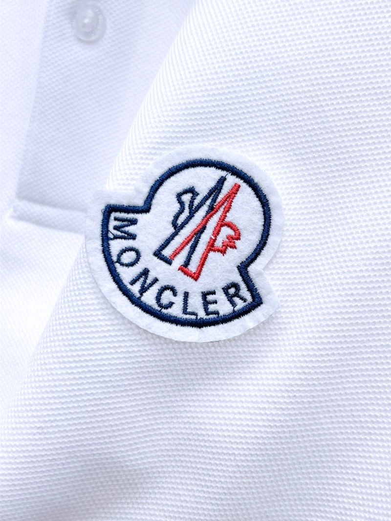 Moncler T-Shirts Effortless 140560