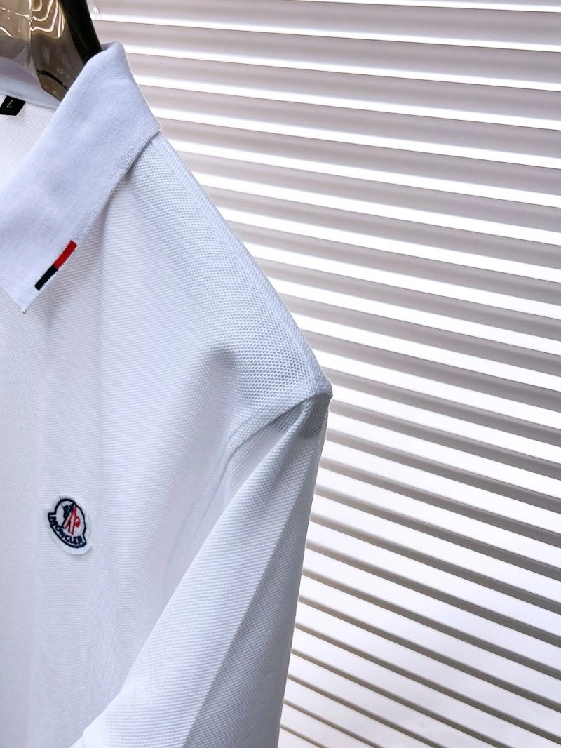 ComfortFit Moncler T-Shirts 140546