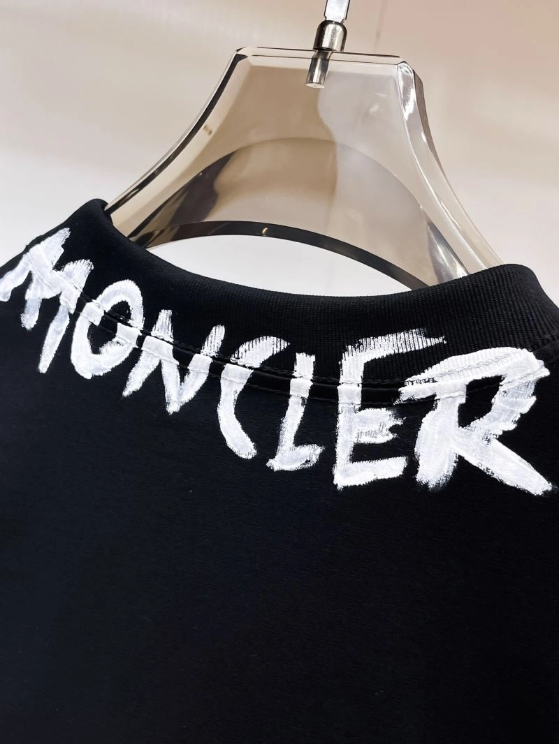 Moncler T-Shirts Contemporary 140540