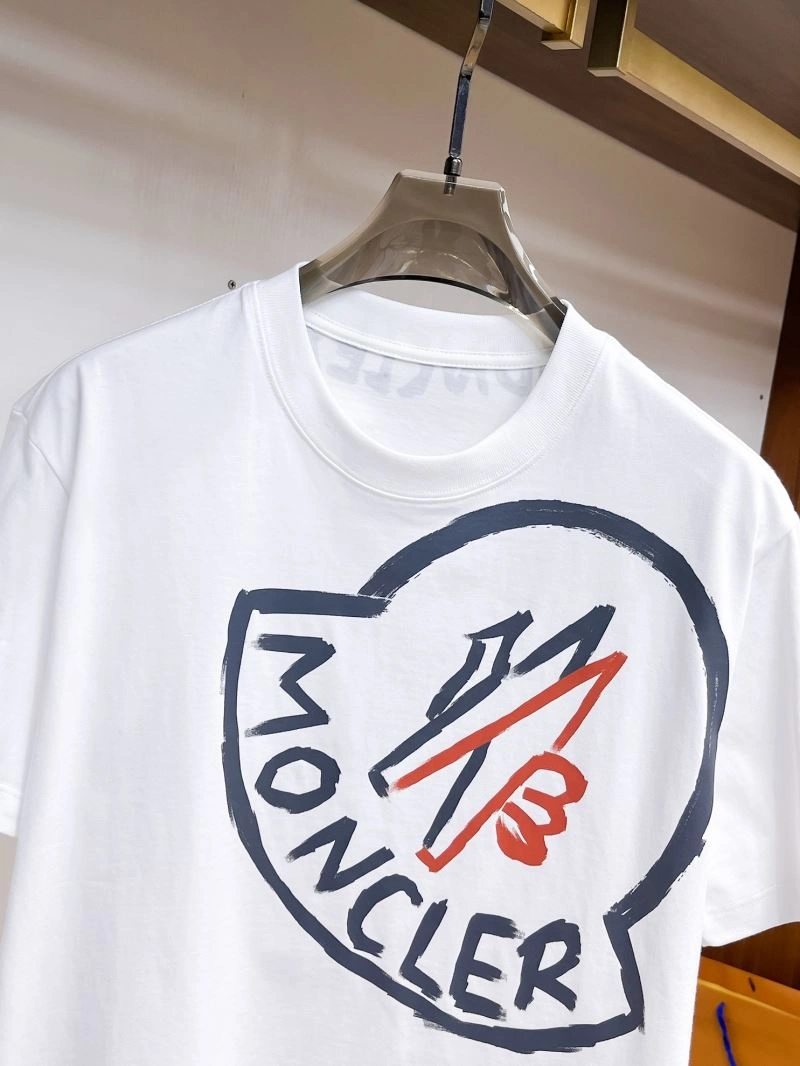 Durable Moncler T-Shirts 140542