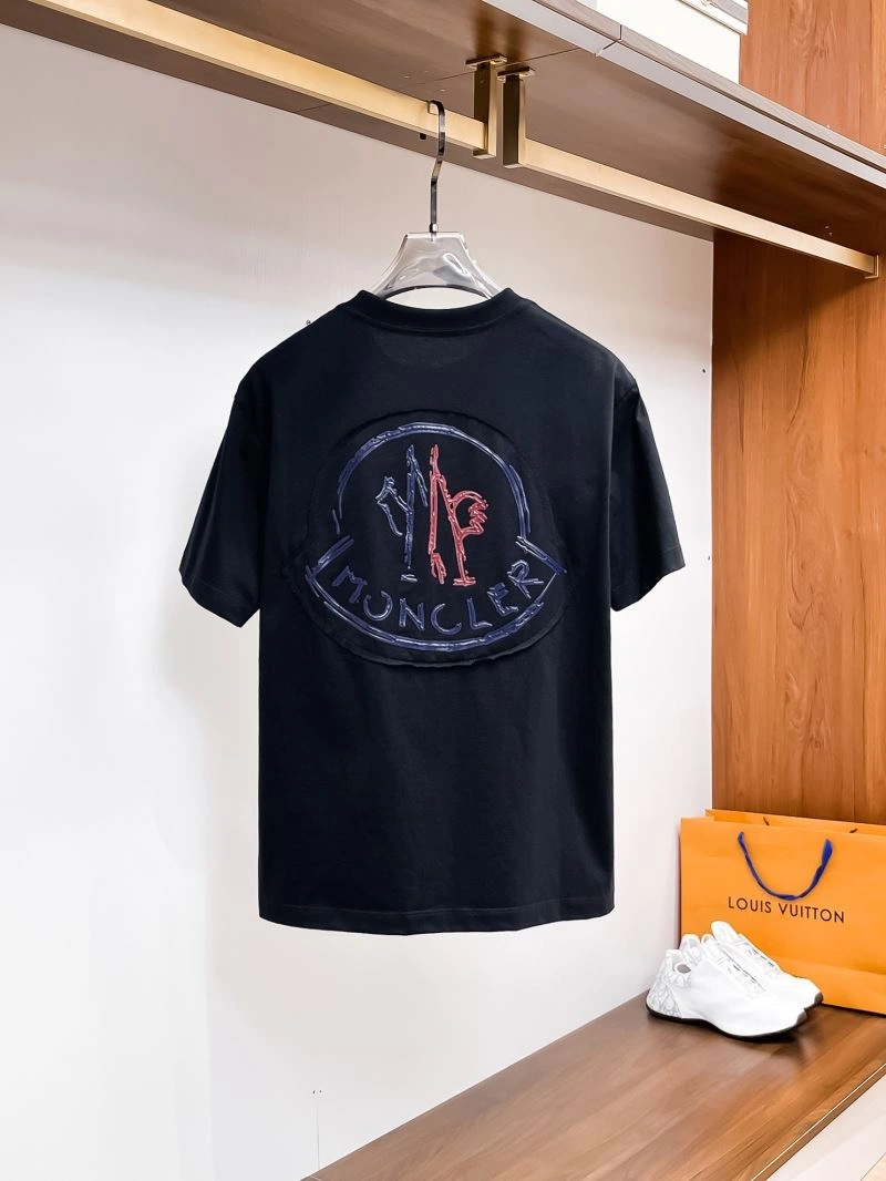 Moncler T-Shirts FlexibleFit 140533