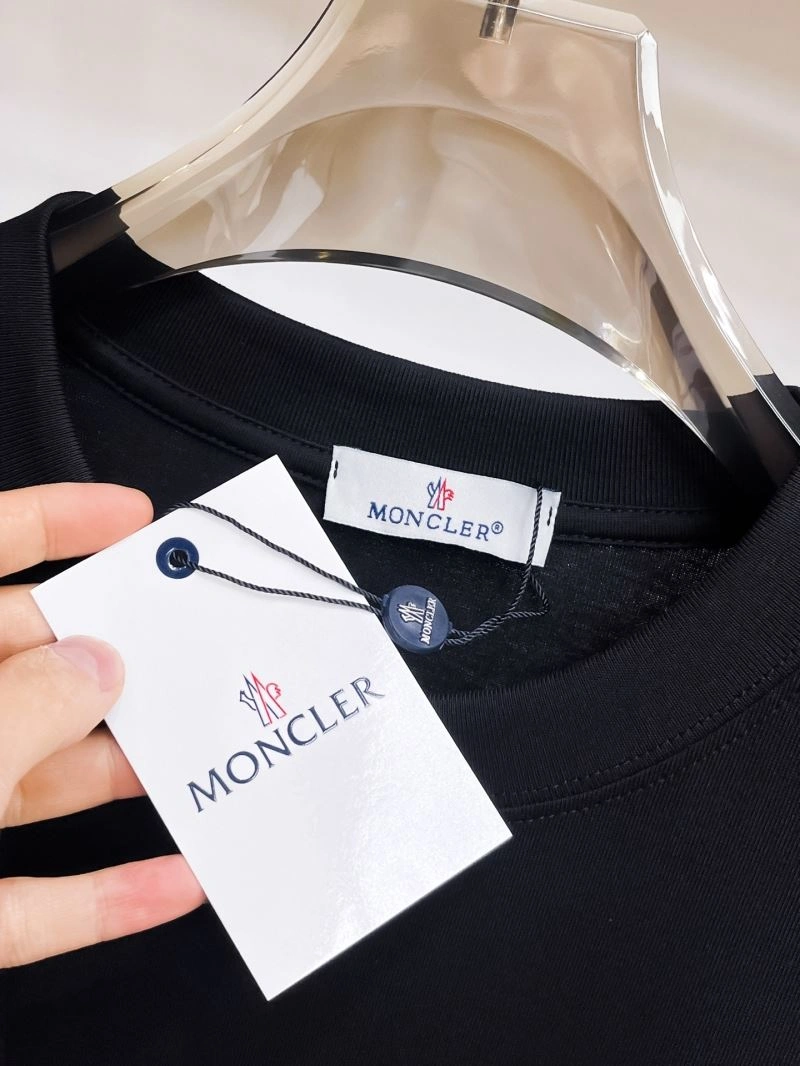 Moncler T-Shirts ModernLook 140521