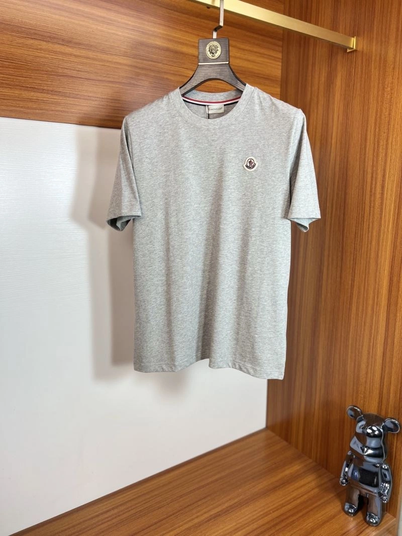 Moncler T-Shirts Youthful 140503