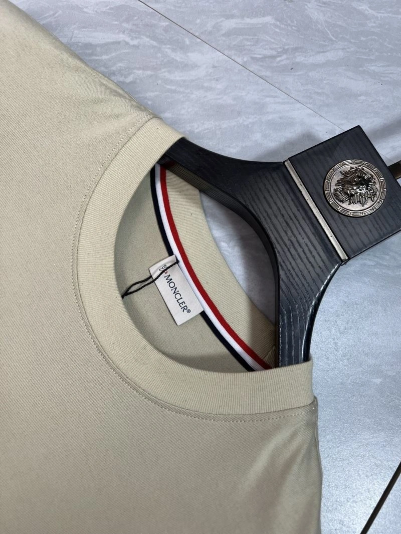 Moncler T-Shirts AllSeason 140505
