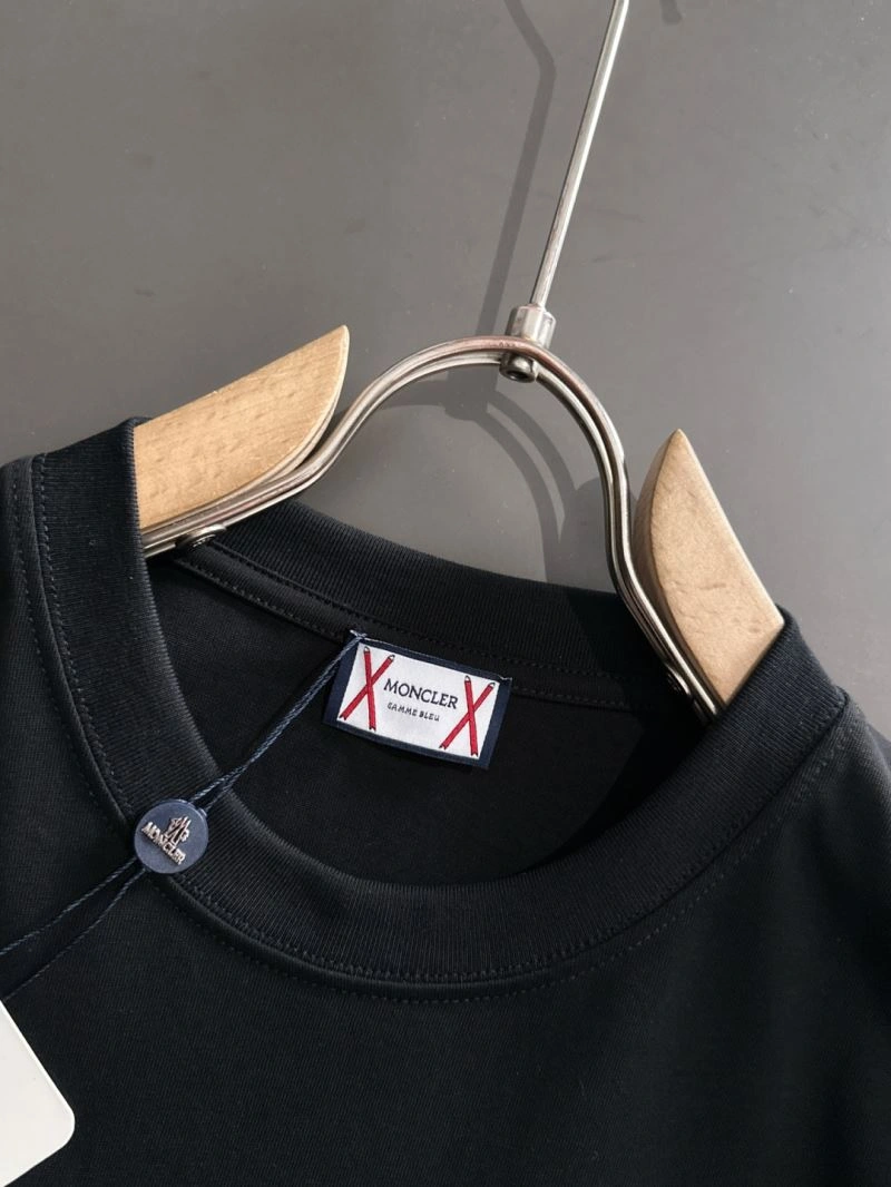Modern Moncler T-Shirts 140506