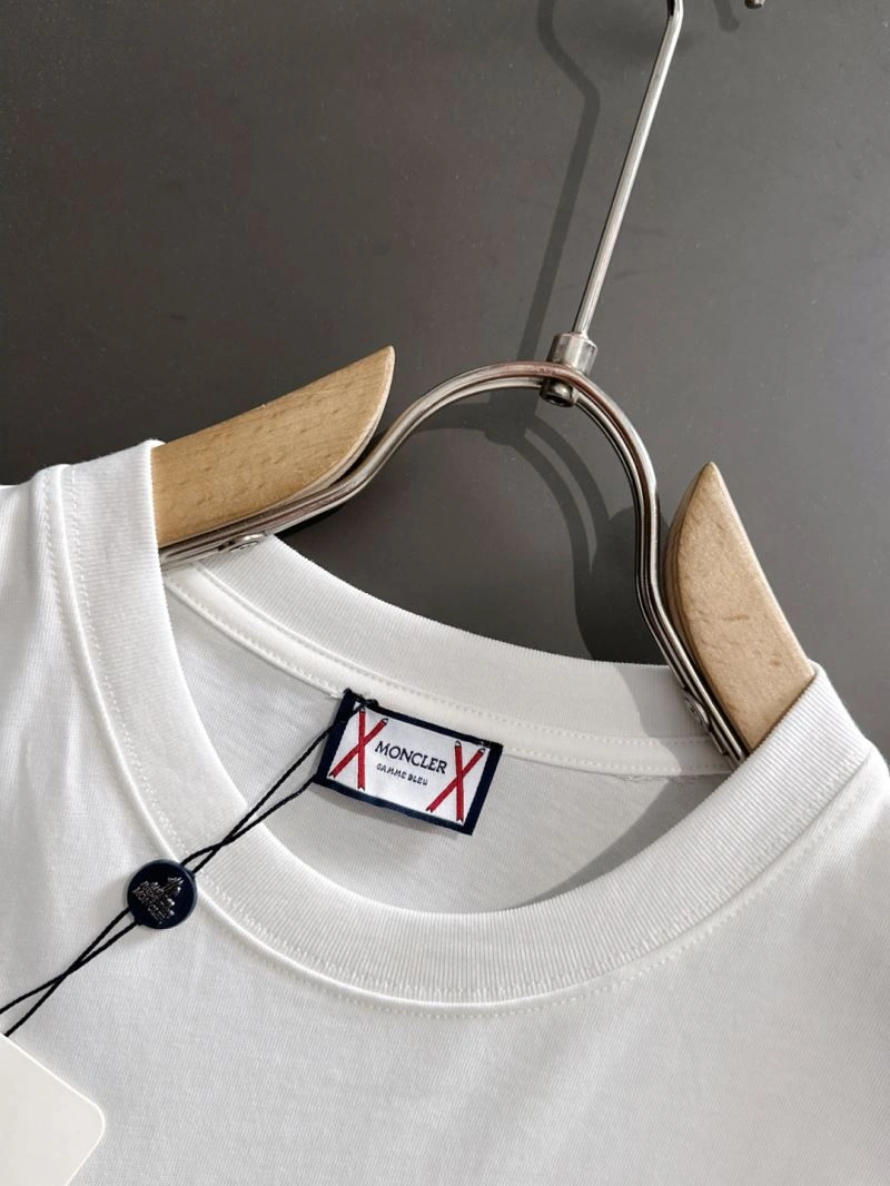 Stretchable Moncler T-Shirts 140501