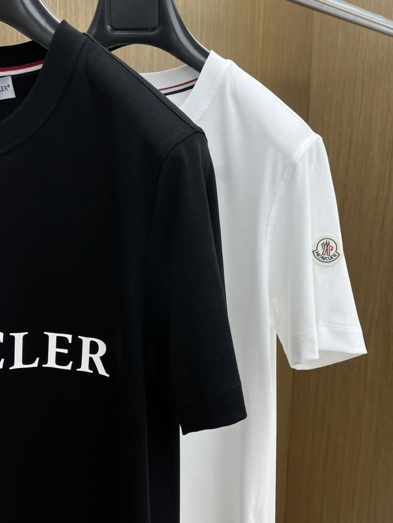 Sustainable Moncler T-Shirts 140493