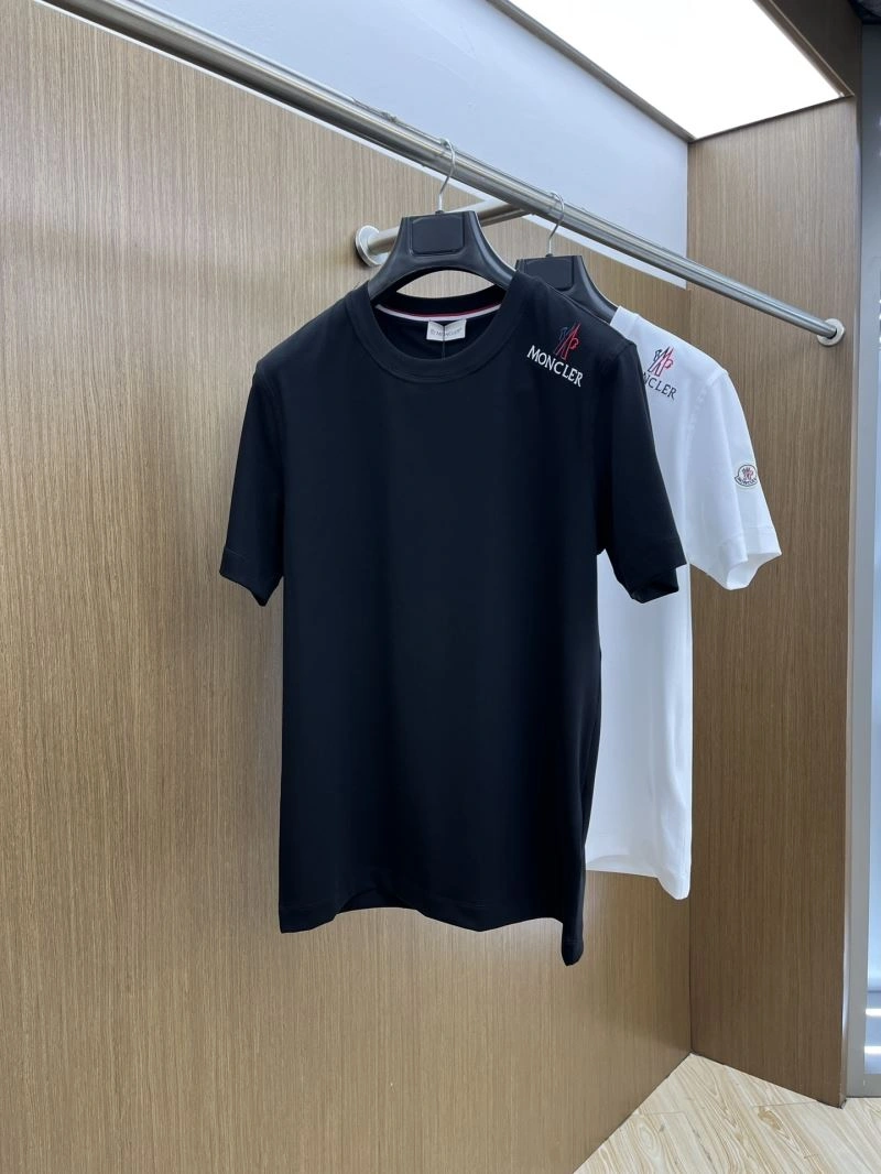 Moncler T-Shirts Efficient 140495