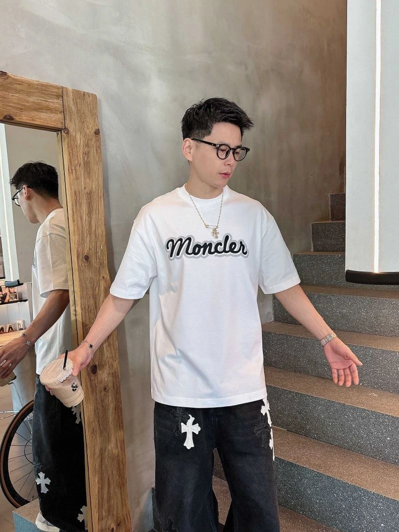 Moncler T-Shirts MoistureWicking 140494