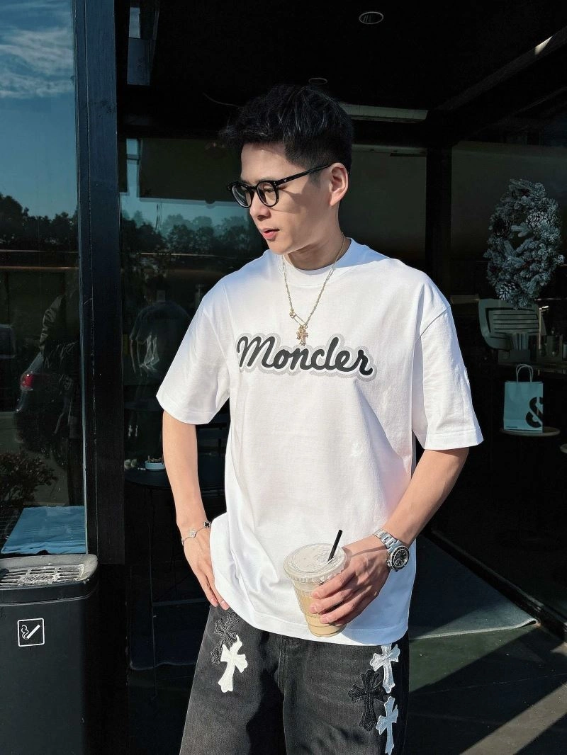 Moncler T-Shirts MoistureWicking 140494