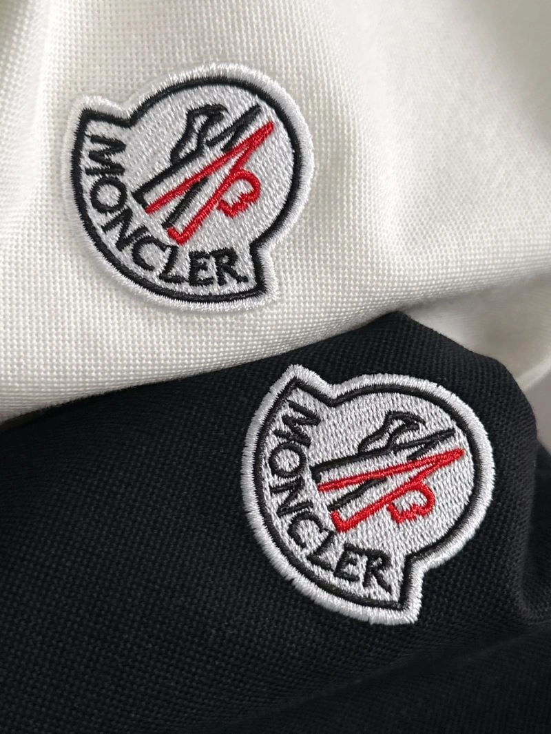 Moncler T-Shirts RelaxedFit 140490