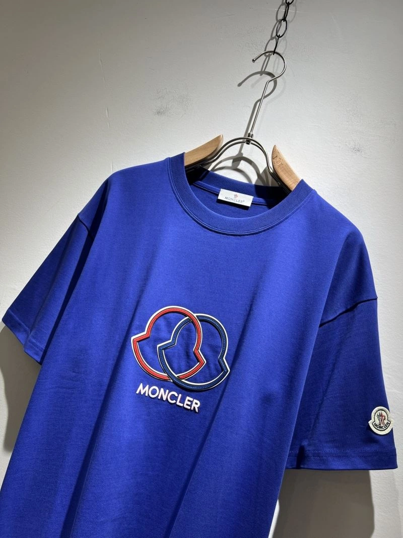 Chic Moncler T-Shirts 140487