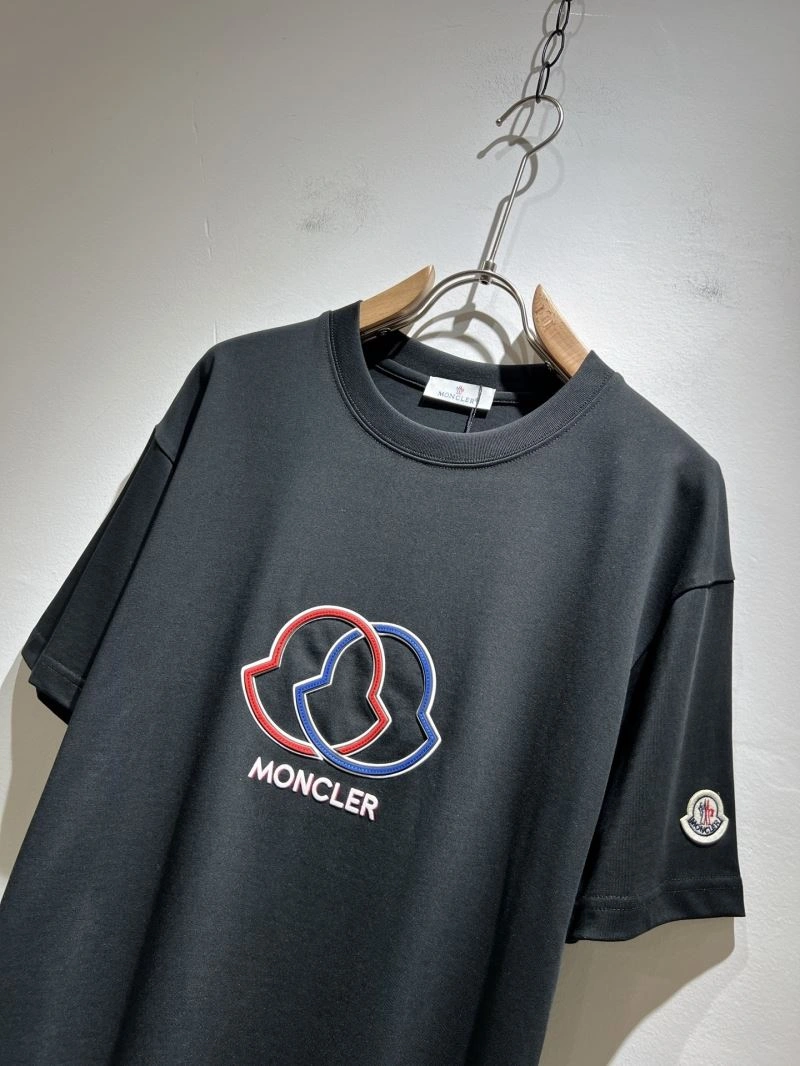 Moncler T-Shirts ZipUp 140471