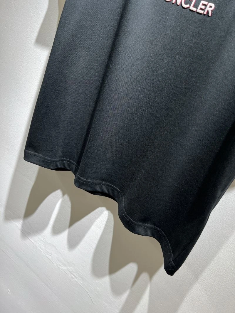 Moncler T-Shirts ZipUp 140471