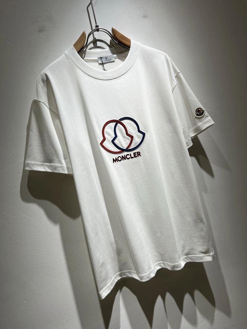 Moncler T-Shirts EasyMatch 140470