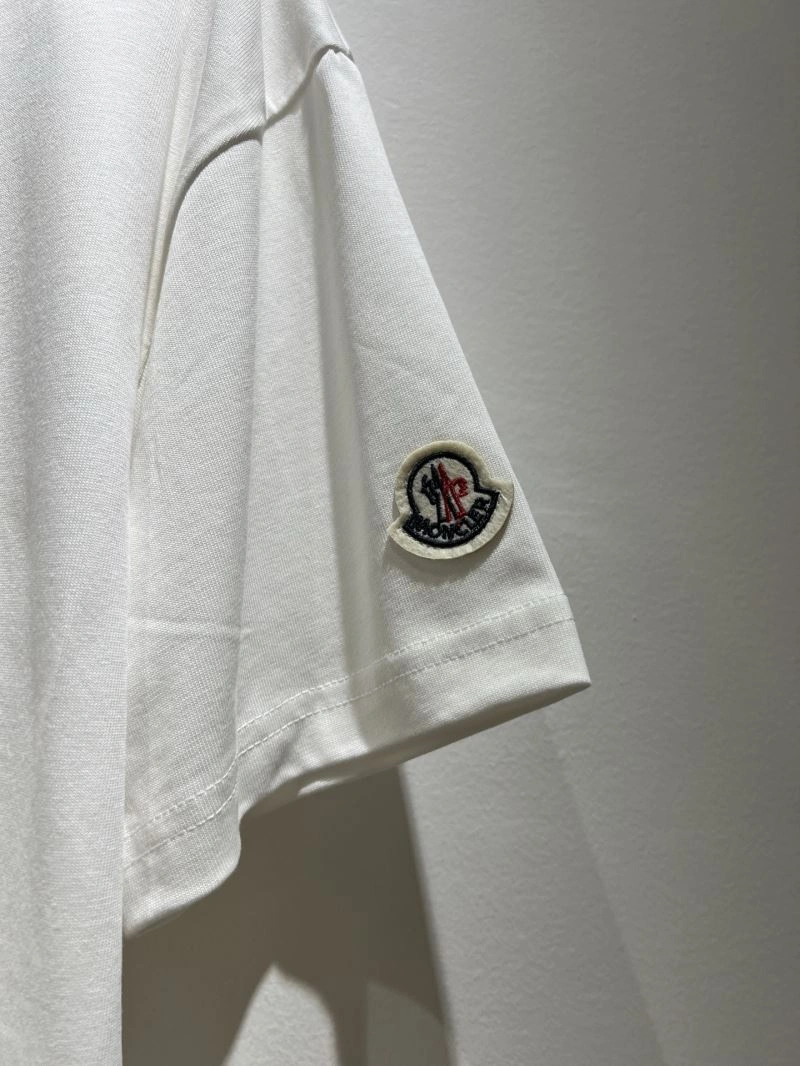 Moncler T-Shirts EasyMatch 140470