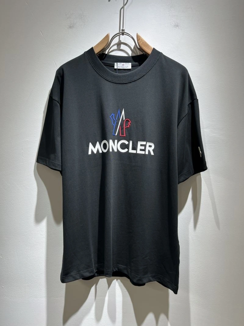 Supportive Moncler T-Shirts 140476