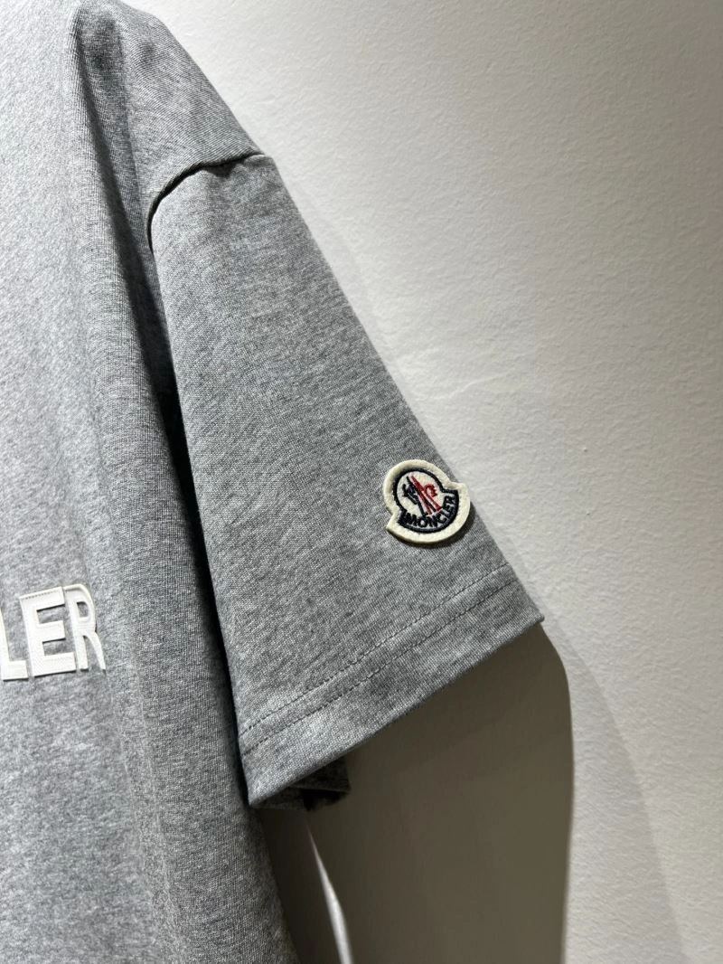 TechFriendly Moncler T-Shirts 140482