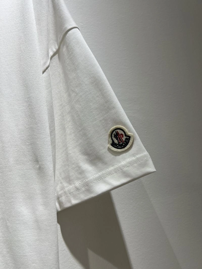 Moncler T-Shirts Sustainable 140480
