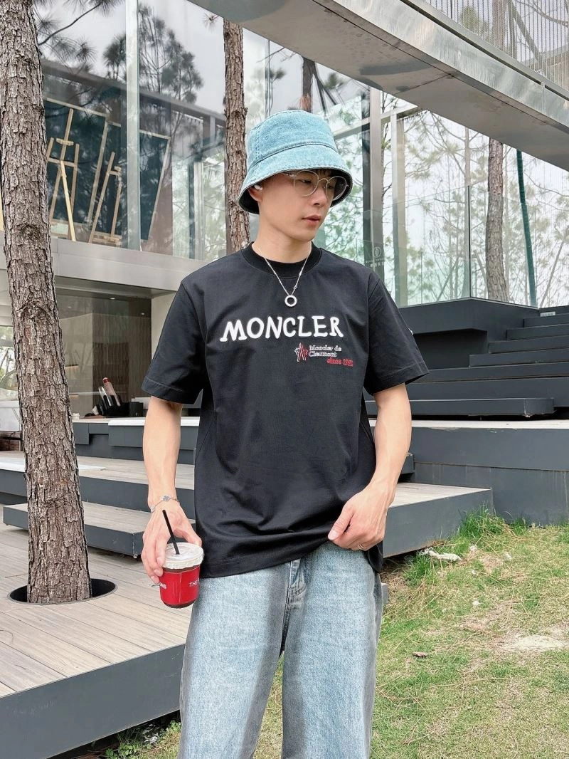 Moncler T-Shirts GoAnywhere 140484